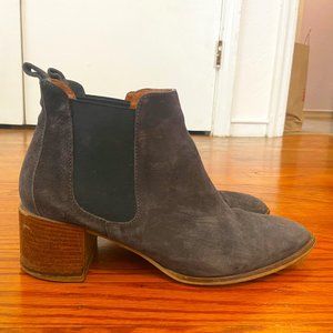 Everlane The Heel Boot Graphite Suede Size 7.5